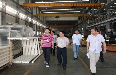 攜(xié)手共進(jìn)